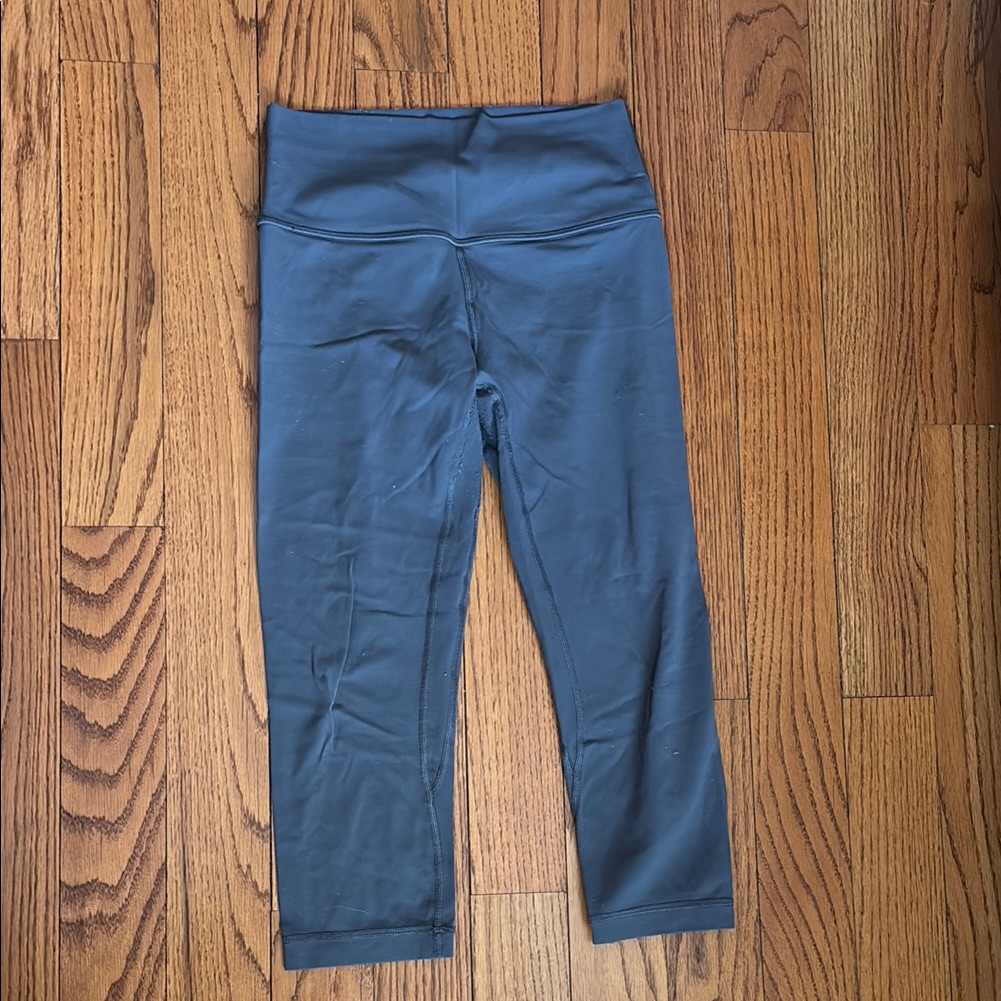 Lululemon Align Crop *21" Graphite Grey (First Release)